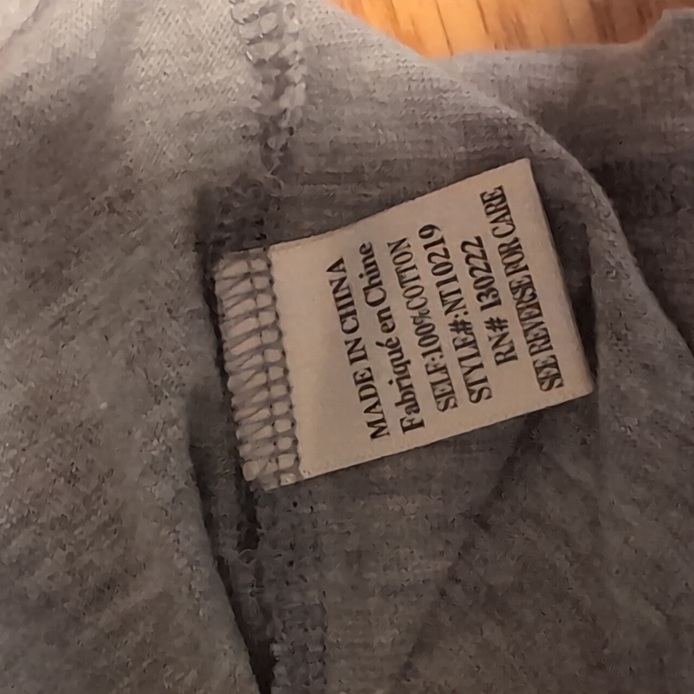 New In Light Gray V-Neck Top - Picture 6 of 6